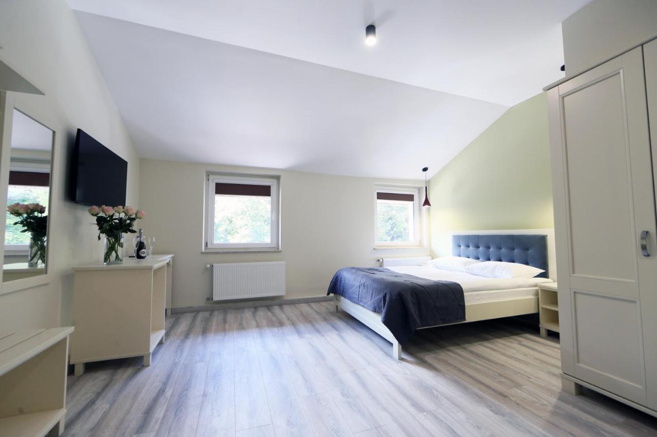 Hotel Golden Lemon Готель Золотий Лимон Lviv Buitenkant foto