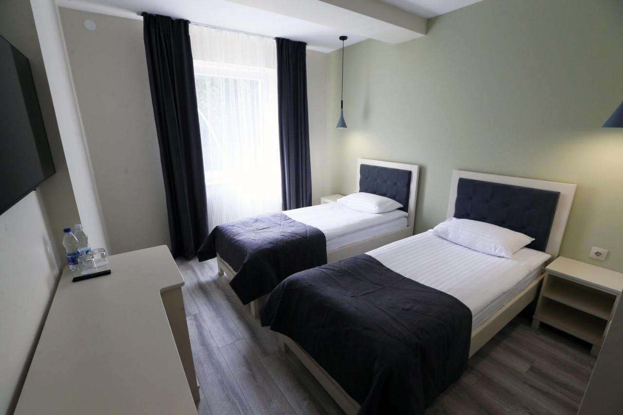 Hotel Golden Lemon Готель Золотий Лимон Lviv Buitenkant foto